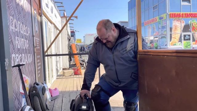 Суперзло в гостях у Зла! Константин и его самое необыкновенное Ninebot one Z10. Самое кастомное Зло смотреть онлайн