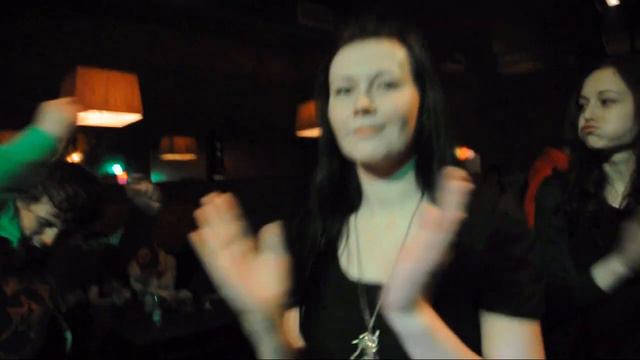 Акулы на прогулке - Не с теми ты связалась (Live@Dushe) смотреть онлайн