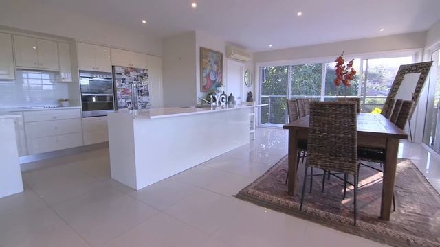 Gibson Partners Property for Sale 7 Coonabarabran Pl Caringbah - Jill Yankos смотреть онлайн