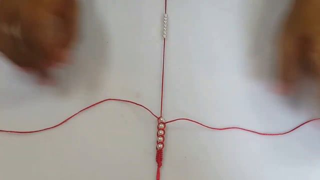 Friendship pearl band making at home/Handmade Bracelet/How to make thread bracelets at home смотреть онлайн
