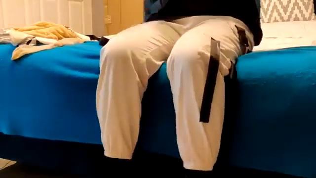 Chinese girl sock tickling смотреть онлайн