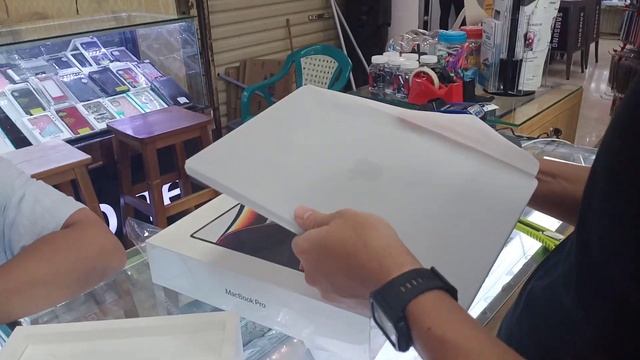 UNBOXING MACBOOK PRO M1 2021 GARANSI APPLE