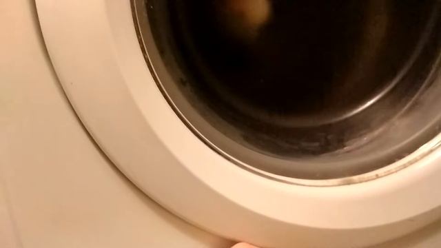 Моя стиральная машина стала издавать странные звуки. смотреть онлайн
