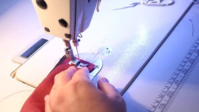 Making An Autumnal CottageCore Pinafore (With Pockets!) смотреть онлайн