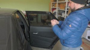 Как зафиксировать стелко при сломанном стеклоподьемнике