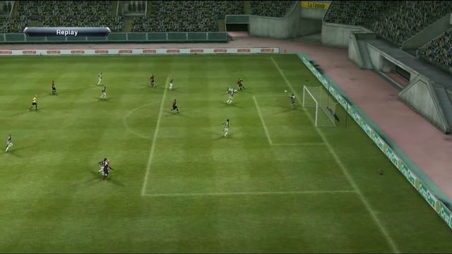 GENOATV! - Após rebote do goleiro, Floro Flores empurra pro gol e abre o placar смотреть онлайн