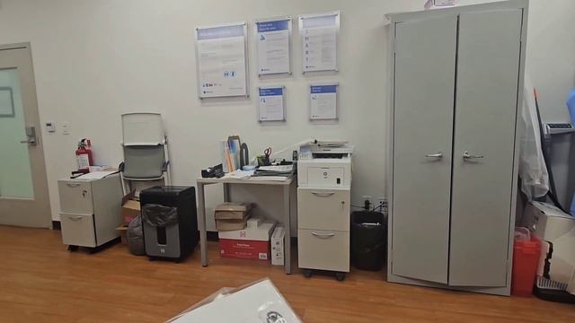 США. Выкачали литр крови 🤣 Удачный день, сделали все что хотели. смотреть онлайн