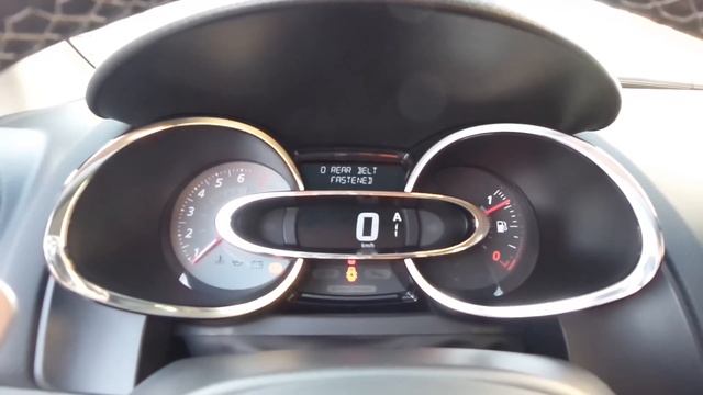 Renault Clio R.S. 1.6T 200 EDC Monaco GP смотреть онлайн