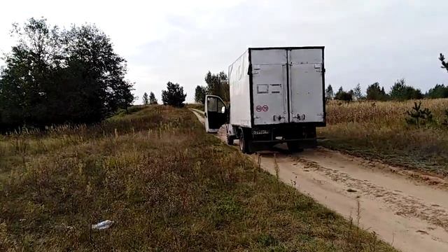 Бюджетная эстрадная широкополосная акустика от компании Ural Sound™ - MOLOT М130 и М165 смотреть онлайн