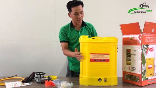 [Test] Bình xịt điện 2 bơm (đôi) 20 Lít 12AH-12V HINOTA HNT-20BK Vàng |Giá 1.350.000| смотреть онлайн