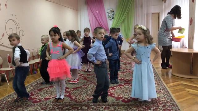 8 Марта. Песня про бабушку смотреть онлайн