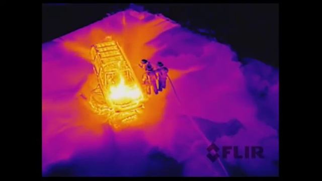 Car Fire as seen with the FLIR Vue Pro Thermal Imaging Camera for UAVs смотреть онлайн