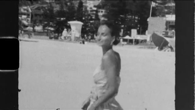 BELLA for Ole Lynggaard (Super 8) смотреть онлайн