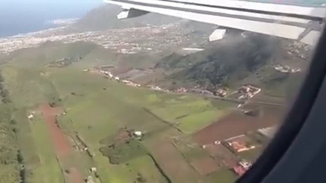 Landing in Tenerife North, Los Rodeos смотреть онлайн
