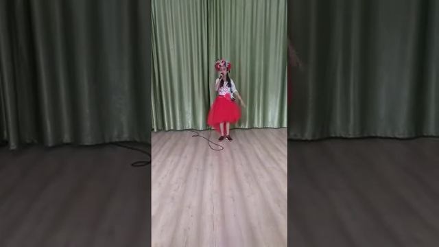 Самая счастливая, песня смотреть онлайн