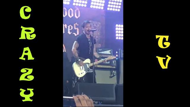 JOHNNY DEPP SINGS and PLAYS GUITAR ДЖОННИ ДЕПП ПОЕТ и ИГРАЕТ НА ГИТАРЕ 2021 смотреть онлайн