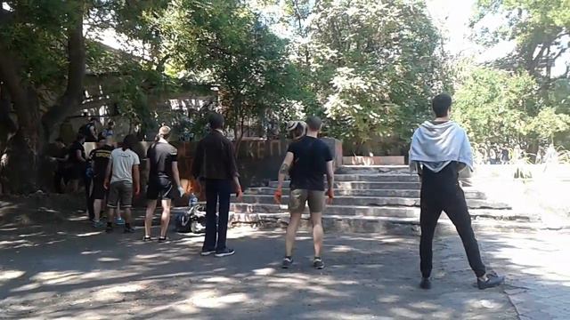 Активисты Уличный фронт наводят порядок в летнем театре в гор саду. Одесса. смотреть онлайн
