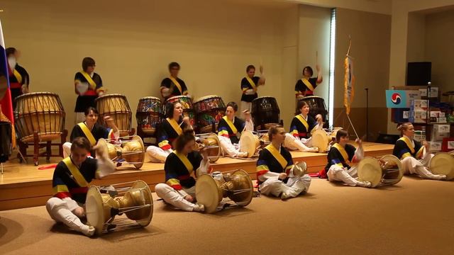 2011.12.10 Самульнори. смотреть онлайн