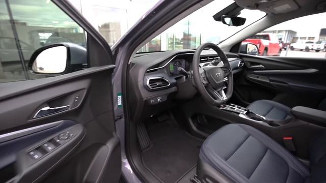 Survol Chevrolet Bolt EUV 2022 смотреть онлайн