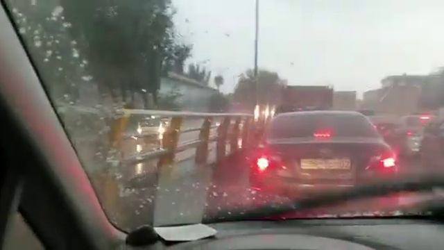 Апокалипсистикус! Град в Алматы удивил водителей смотреть онлайн