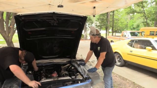 Cleaning Engine Bay Using Super Clean смотреть онлайн
