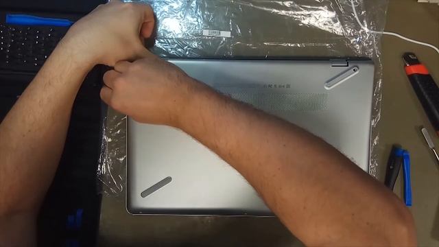 HP Pavilion 15-cc500 Teardown смотреть онлайн