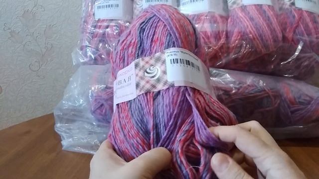 ? Обзор пряжи для вязания спицами и крючком Ровница Мультиколоровая Пехорка. смотреть онлайн