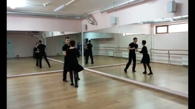 Ханай Евгений & Борисенко Тамара. Урок сальсы в студии танца и фитнеса Danza studio смотреть онлайн