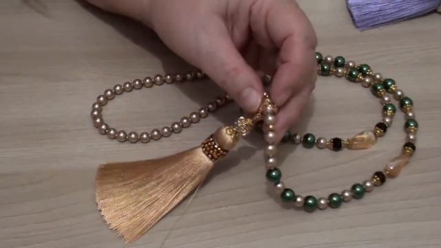 Сотуар с кистью. Распродажа украшений. Сотуар со скидкой. смотреть онлайн