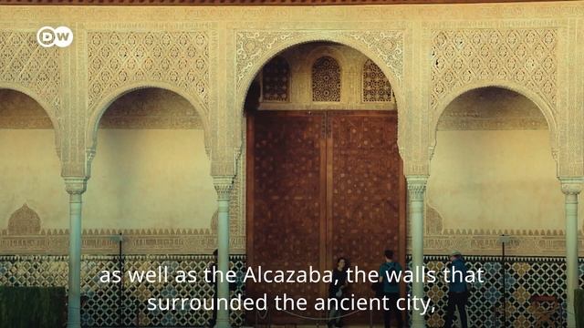 Granada in Spain: City Tour by a Local | Alhambra, Sierra Nevada and Flamenco | Meet a Local смотреть онлайн