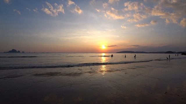 Краби Таиланд Ао Нанг. Красивый закат Ao Nang Beach. Магазин с низкими ценами Тайланд. Своим ходом смотреть онлайн