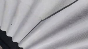 Укладка шифера с подрезанием углов. Как класть шифер.