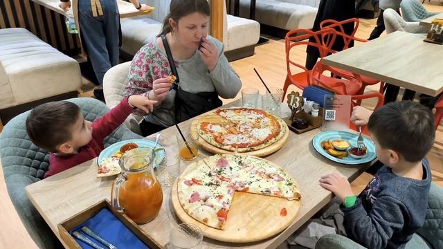 в Тики Вики обед. 28.02.2023