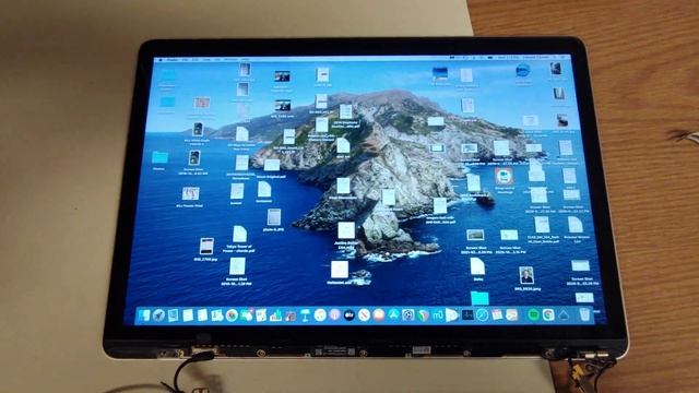 MacBook Pro 2015 15in - Green Glitch When Display Idles In MacOS