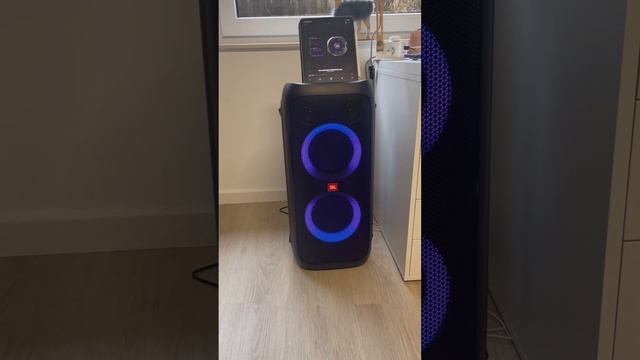 Jbl PartyBox 310 Bass Test смотреть онлайн