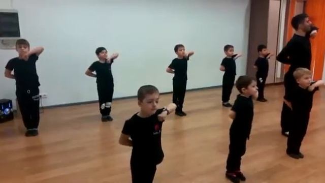 Лезгинка ! Школа" Кавказ Лэнд" м.Алма-Атинская! смотреть онлайн