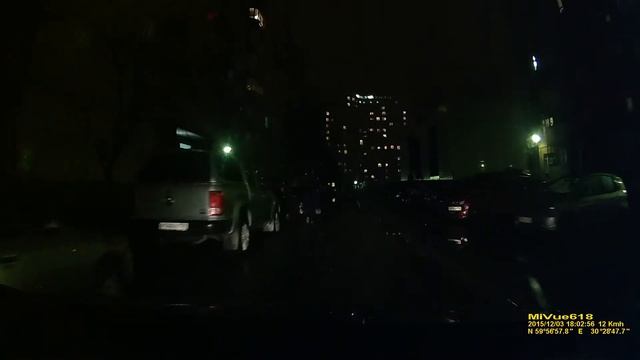 Mio MiViu 618 (тупнячек во дворе) смотреть онлайн