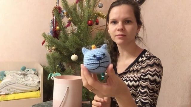 Новогодние игрушки. Вязание крючком. смотреть онлайн