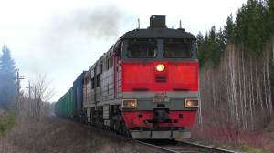 "На взлет". Боинг 2ТЭ116К-1107 с грузовым поездом