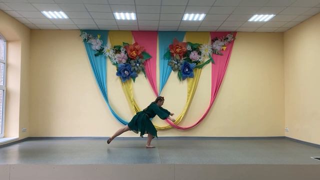 Танець При долині кущ калини Крикун Уляна 17р Комунальний заклад Валківський Будинок дитячої та юн смотреть онлайн