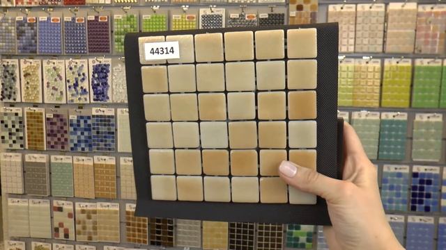 Бежевая стеклянная мозаика (Испания) смотреть онлайн