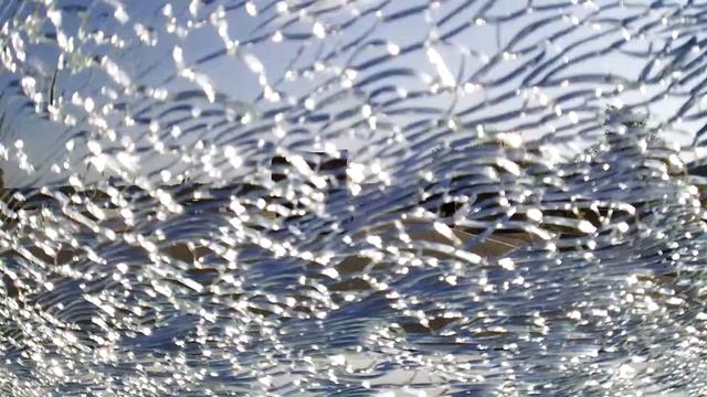 Прилетело в лобовое