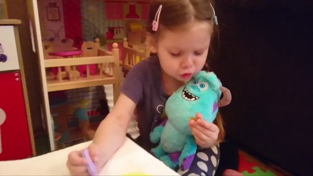 Марьяша готовит обед для Вероники ?#дети #видеодлядетей #kids#kidsvideo