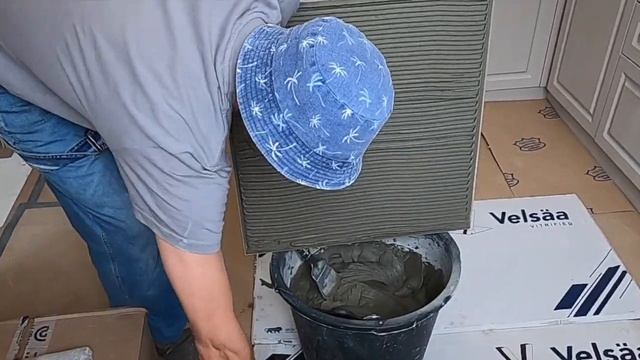 Фартук на кухне из керамогранита 1200/600. смотреть онлайн