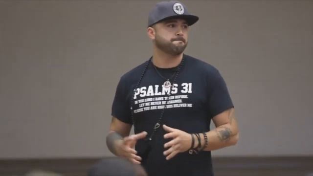 Joey Gibson preaches 'constitutionalist' gospel to county officials in Washington смотреть онлайн