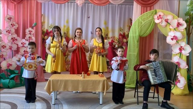 Семья Русиных ДОУ №1, инструментальное исполнительство русская народная мелодия "Субботея". смотреть онлайн