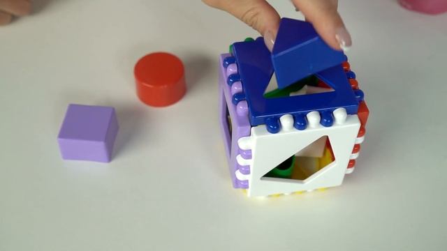 Учимся ухаживать за ребёнком малышом - Маленькая Вера - Поиграйка для детей смотреть онлайн