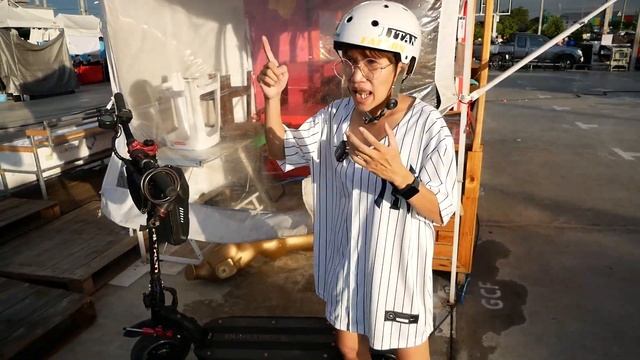 สกู๊ตเตอร์ไฟฟ้า กับ ล้อเดียวไฟฟ้า เลือกอะไรดี? смотреть онлайн