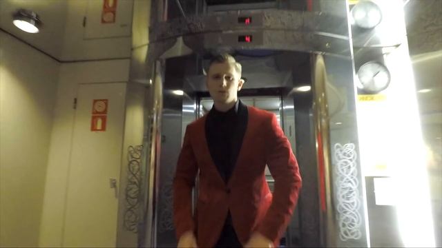STROMAE 18' [Dancing around the world] смотреть онлайн