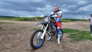 Базовые уроки управления внедорожным мотоциклом - мотокросс и эндуро. Школа мотокросса в Сибири.